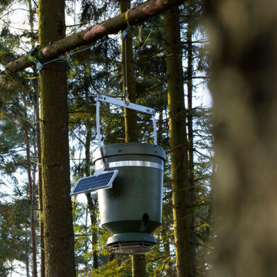 Nordic Gamekeeper - Komplett 125 liters foderautomat med FeedCon ? med benställning, utan benställning eller upphängning  (inkl frakt)